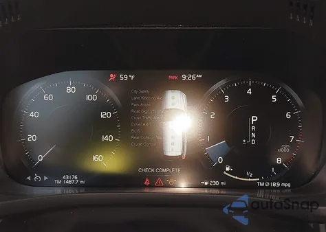 2020 Volvo Xc60 T5 Inscription from USA, damaged, VIN YV4102RL3L1421137